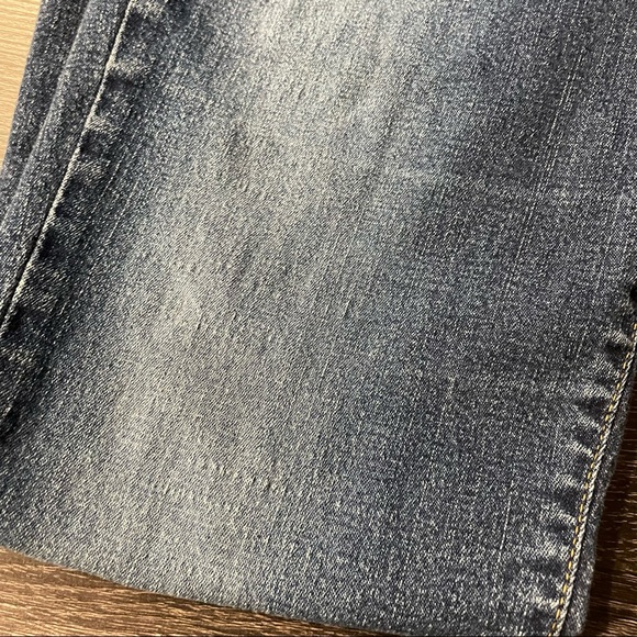 Levi’s 518 superlow stretch boot cut jeans - Picture 9 of 16